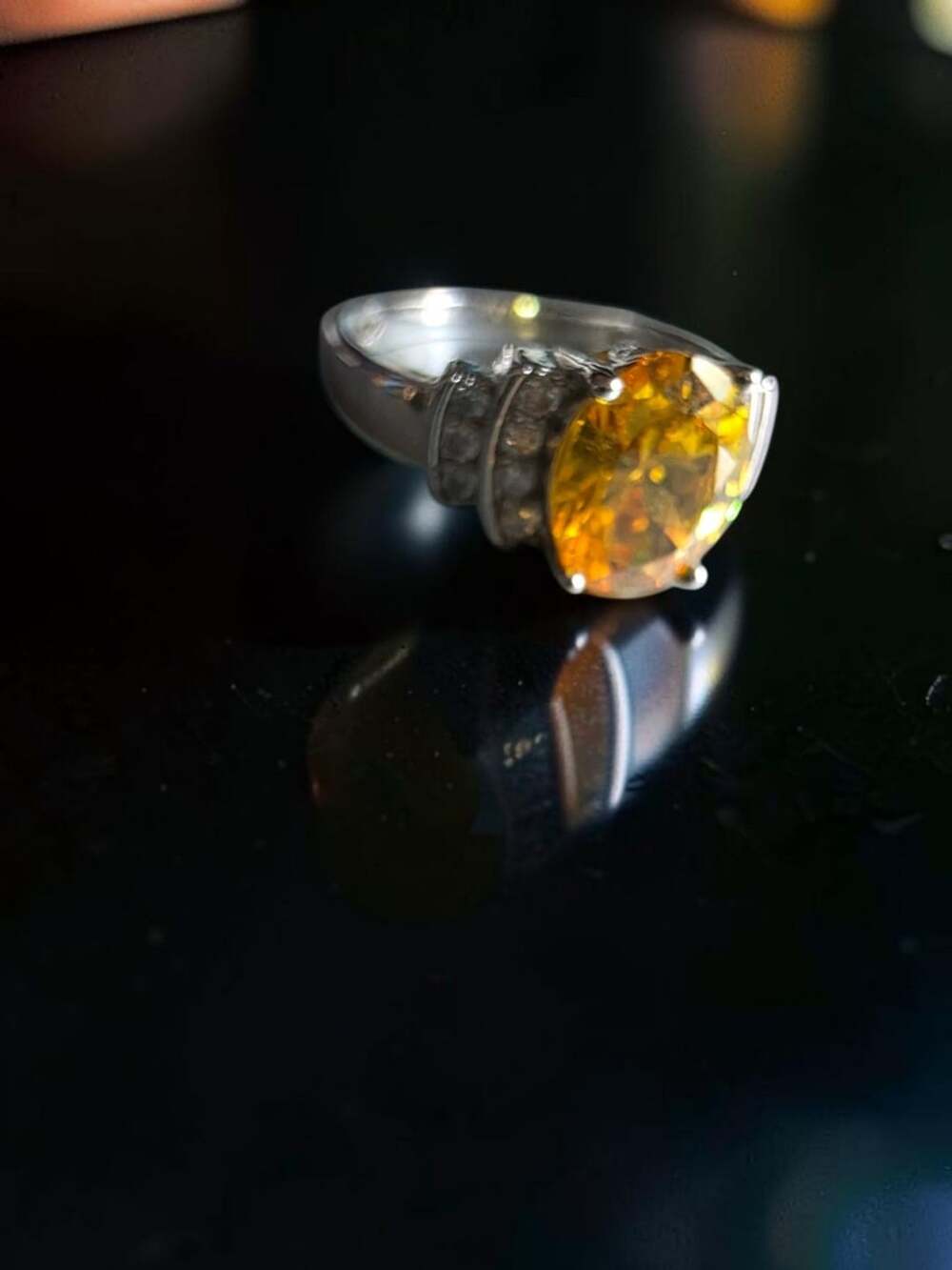 Beautiful Ring with Swarovski Crystal Size 5.5